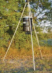 American Hunter Sunslinger Winch Up Feeder